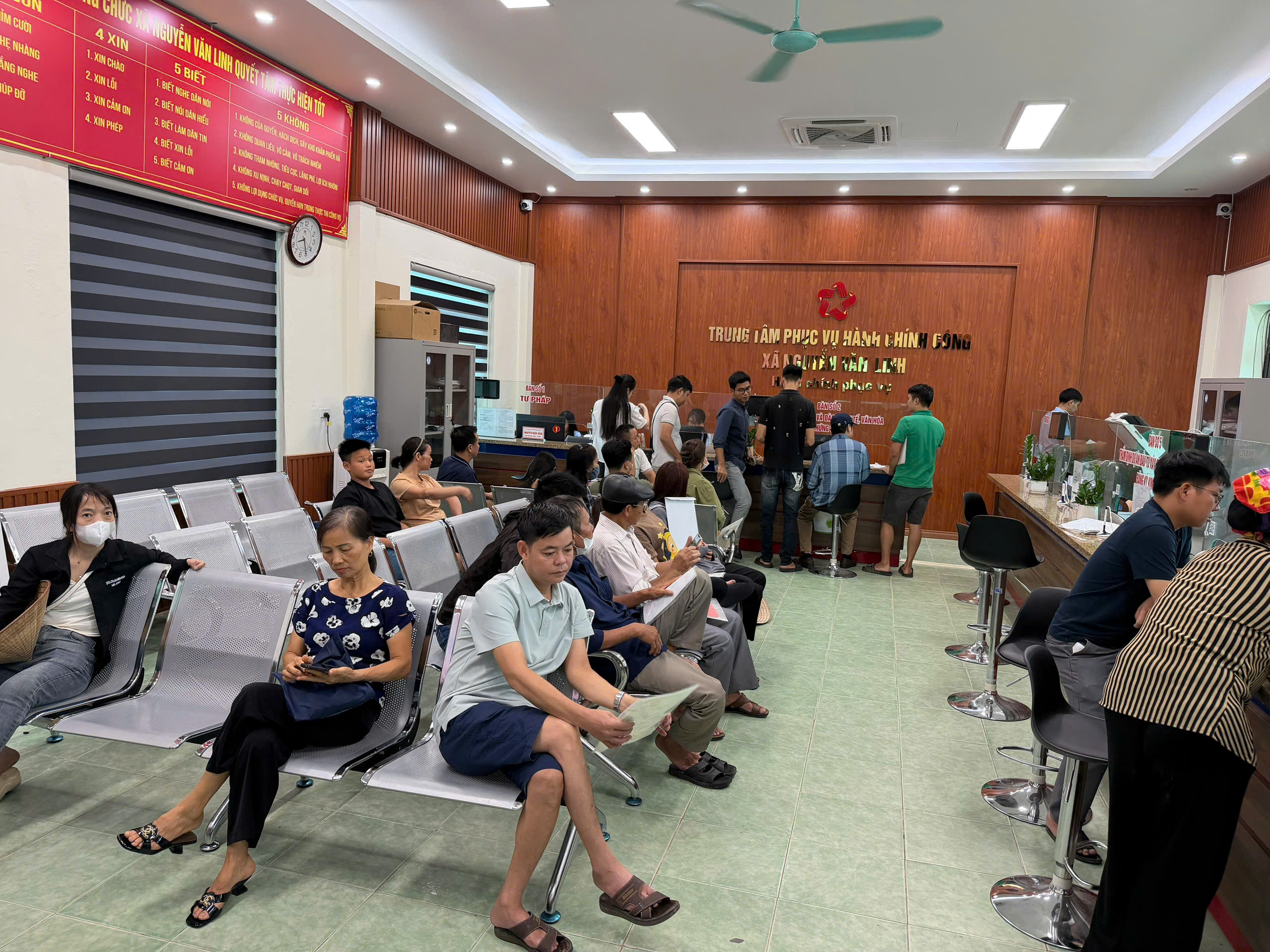 XÃ NGUYỄN VĂN LINH NÂNG CAO HIỆU QUẢ QUẢN TRỊ VÀ HÀNH CHÍNH CÔNG (PAPI), HƯỚNG TỚI CHÍNH QUYỀN GẦN DÂN, MINH BẠCH, PHỤC VỤ