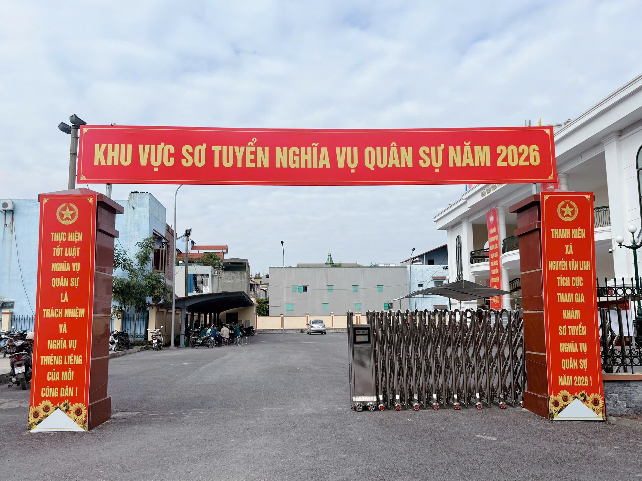 TỔ CHỨC KHÁM SƠ TUYỂN CHO NAM CÔNG DÂN CHUẨN BỊ NHẬP NGŨ NĂM 2026