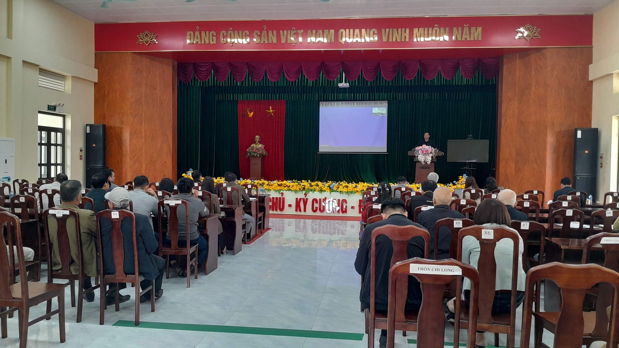 ỦY BAN BẦU CỬ ĐẠI BIỂU HĐND XÃ NGUYỄN VĂN LINH NHIỆM KỲ 2026 – 2031 TỔ CHỨC HỘI NGHỊ TRIỂN KHAI CÔNG TÁC BẦU CỬ ĐBQH KHÓA XVI VÀ BẦU CỬ ĐẠI BIỂU HĐND CÁC CẤP NHIỆM KỲ 2026 – 2031