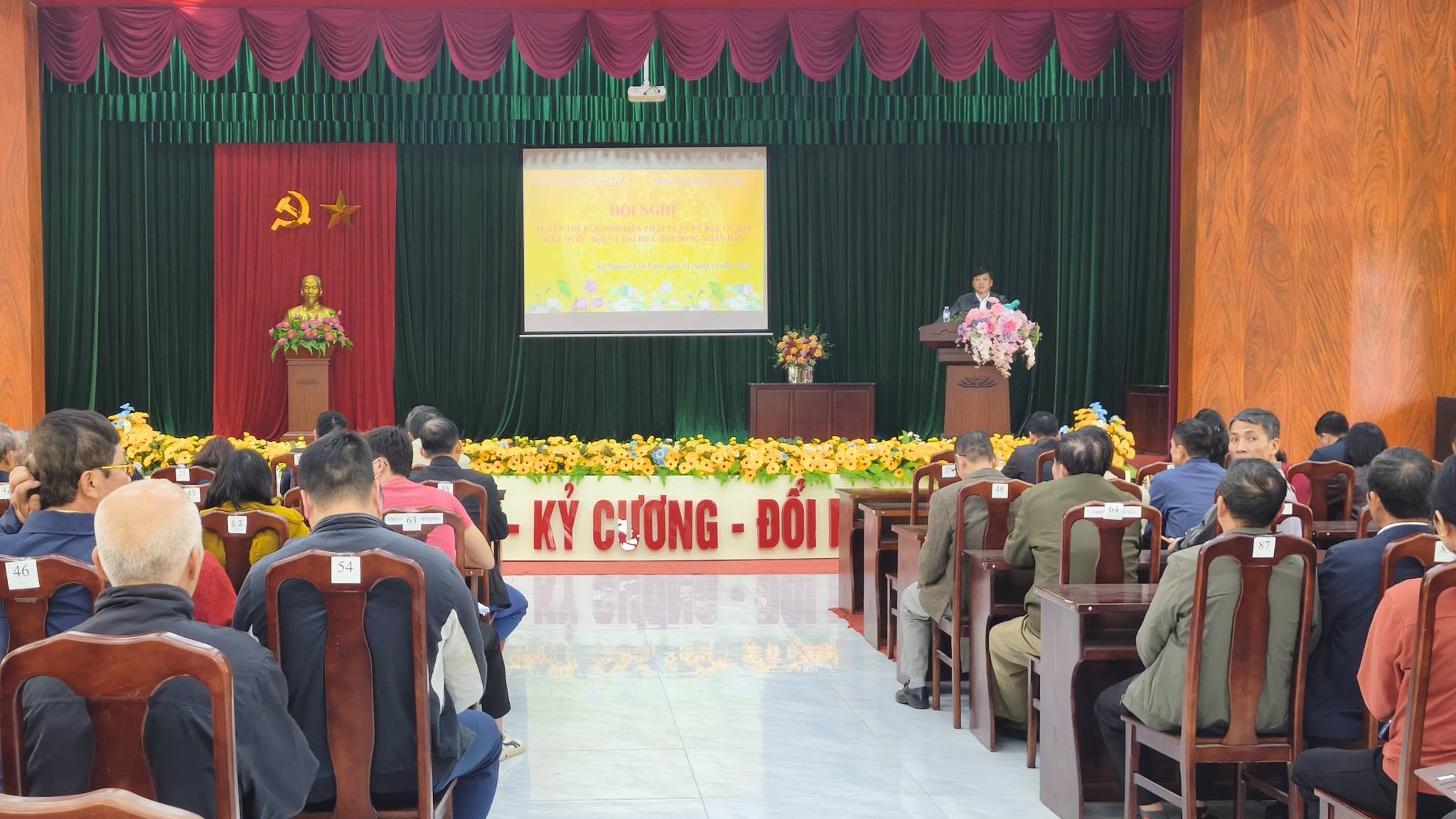 SỞ TƯ PHÁP PHỐI HỢP VỚI XÃ NGUYỄN VĂN LINH TRUYÊN TRUYỀN, PHỔ BIẾN PHÁP LUẬT VỀ BẦU CỬ ĐẠI BIỂU QUỐC HỘI VÀ ĐẠI BIỂU HỘI ĐỒNG NHÂN DÂN CÁC CẤP NHIỆM KỲ 2026 - 2031