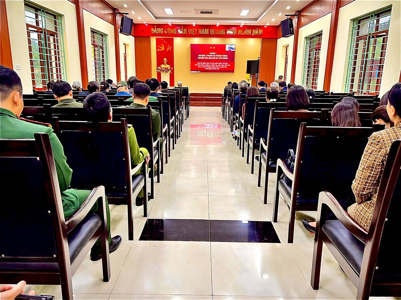 HỘI NGHỊ TOÀN QUỐC NGHIÊN CỨU, HỌC TẬP, QUÁN TRIỆT VÀ TRIỂN KHAI THỰC HIỆN NGHỊ QUYẾT ĐẠI HỘI XIV CỦA ĐẢNG