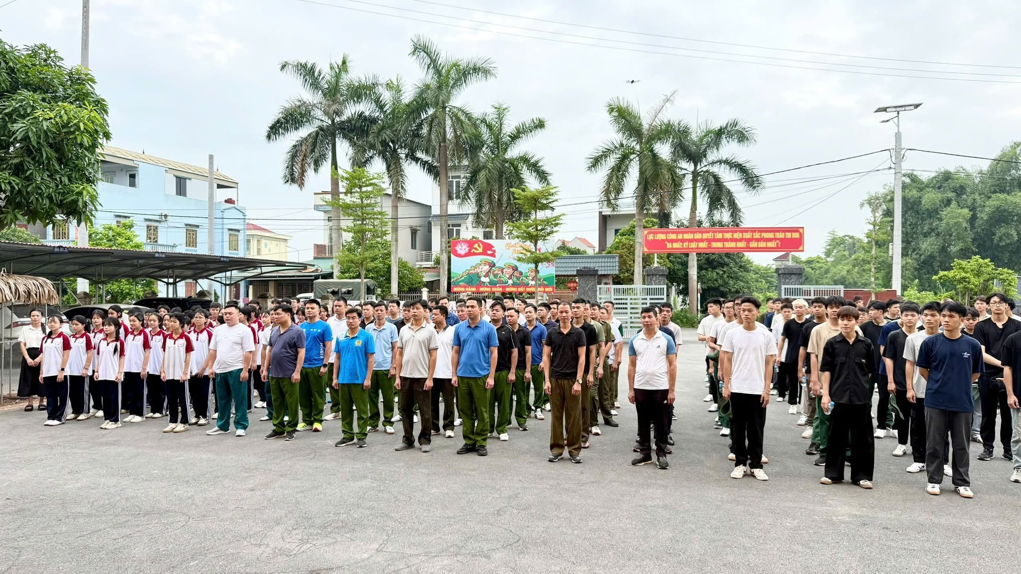 CÔNG AN XÃ NGUYỄN VĂN LINH TỔ CHỨC LỄ MÍT TINH HƯỞNG ỨNG THÁNG HÀNH ĐỘNG PHÒNG, CHỐNG MA TÚY NĂM 2026
