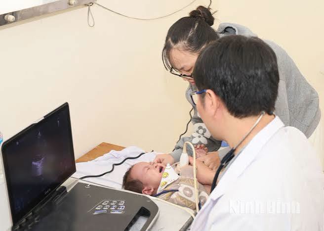 XÃ NGUYỄN VĂN LINH TRIỂN KHAI TUYÊN TRUYỀN CHƯƠNG TRÌNH KHÁM SÀNG LỌC TIM BẨM SINH MIỄN PHÍ CHO TRẺ EM