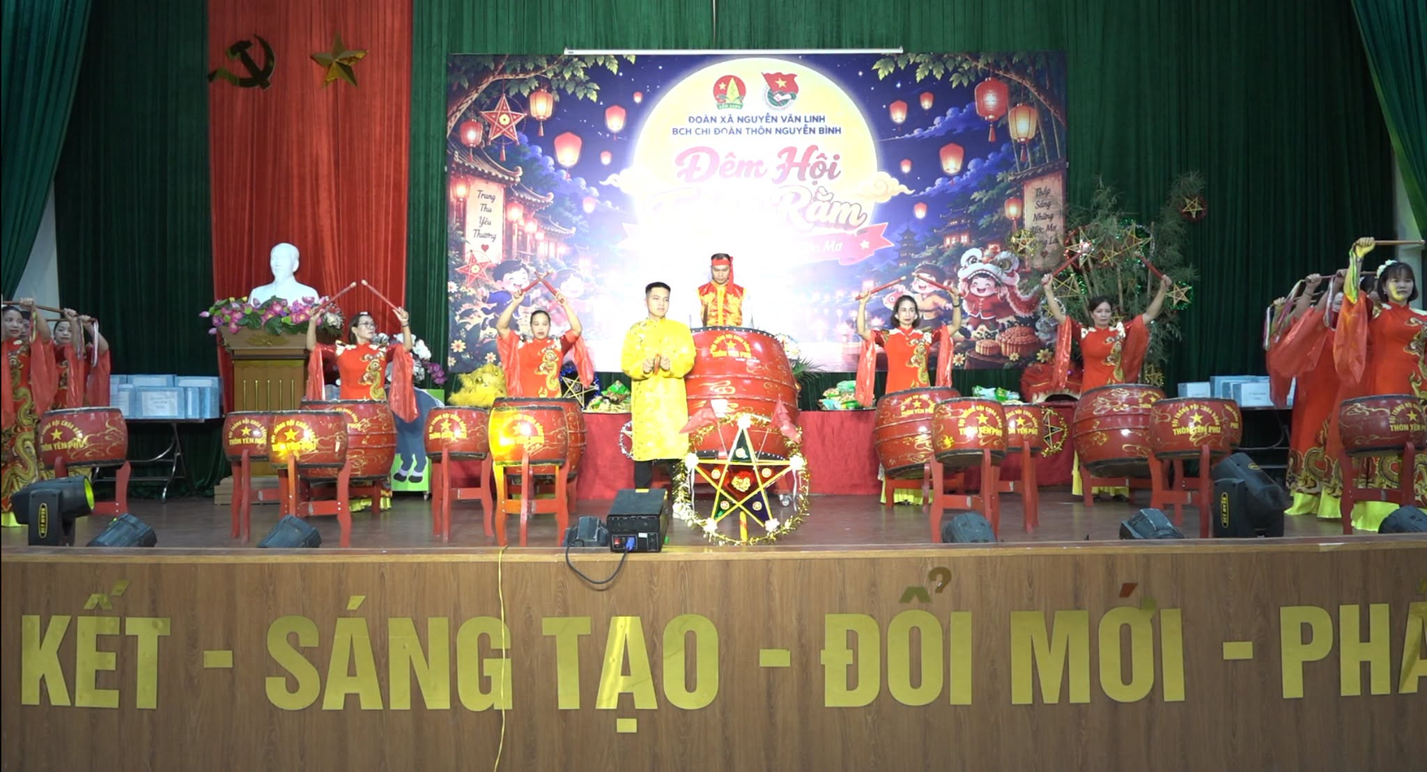 THÔN NGUYỄN BÌNH TỔ CHỨC ĐÊM HỘI TRĂNG RẰM “LỒNG ĐÈN THẮP SÁNG ƯỚC MƠ”