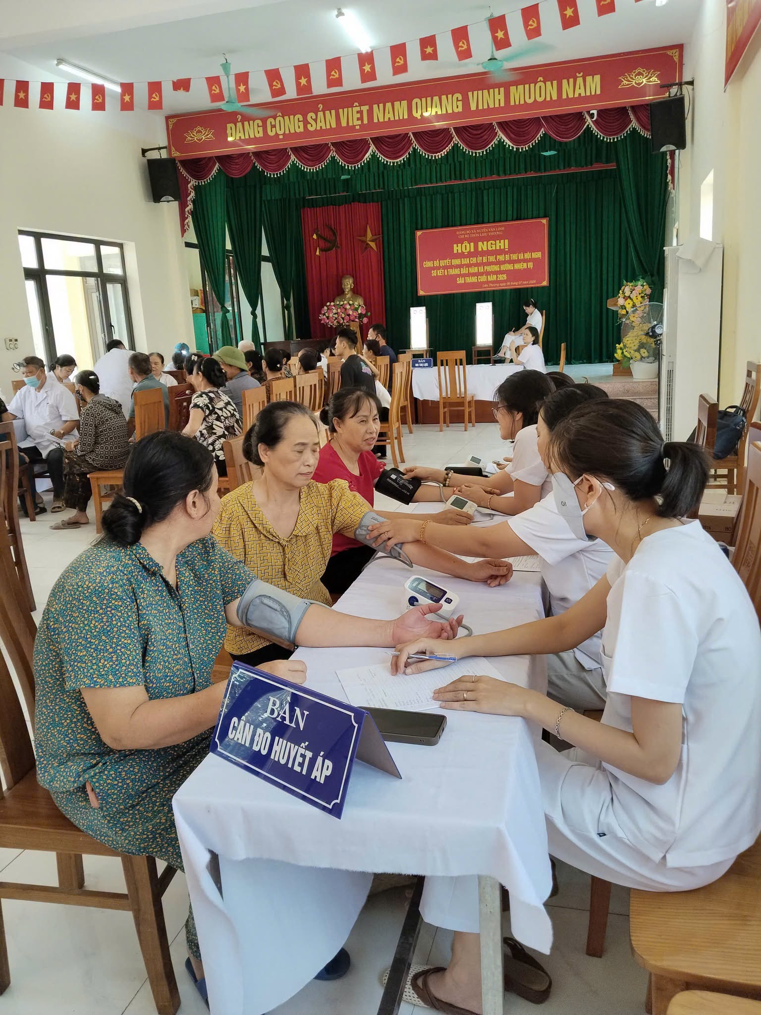XÃ NGUYỄN VĂN LINH TĂNG CƯỜNG KHÁM SỨC KHỎE ĐỊNH KỲ, KHÁM SÀNG LỌC MIỄN PHÍ CHO NHÂN DÂN