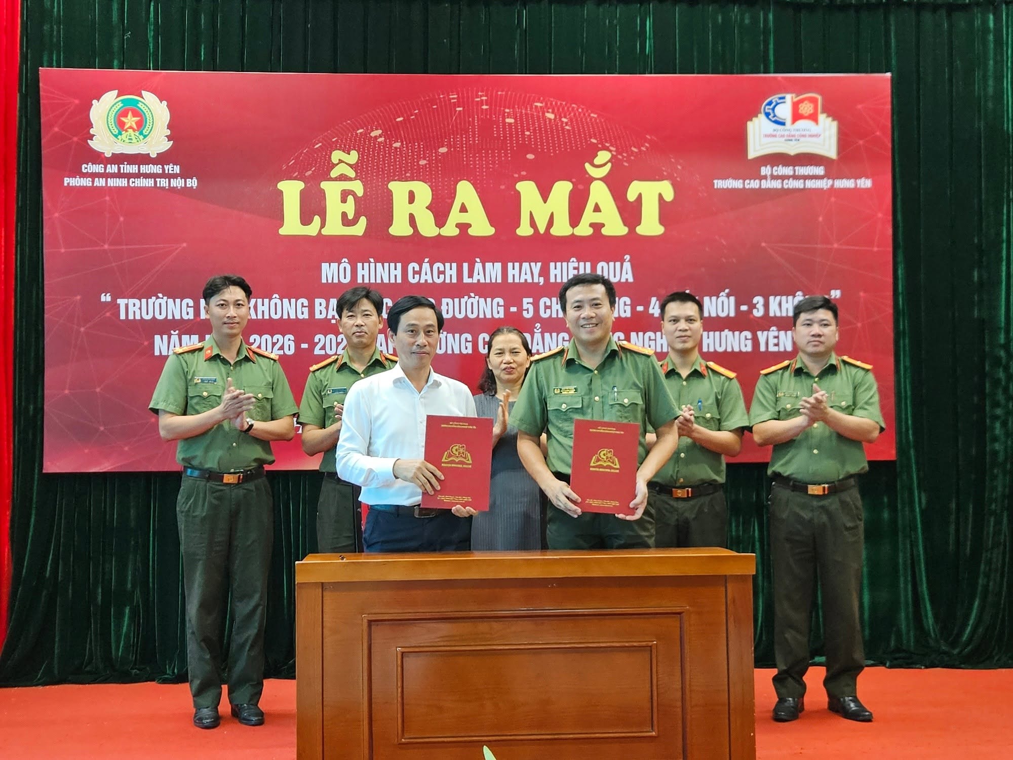 RA MẮT MÔ HÌNH “TRƯỜNG HỌC KHÔNG BẠO LỰC HỌC ĐƯỜNG – 5 CHỦ ĐỘNG, 4 KẾT NỐI, 3 KHÔNG”