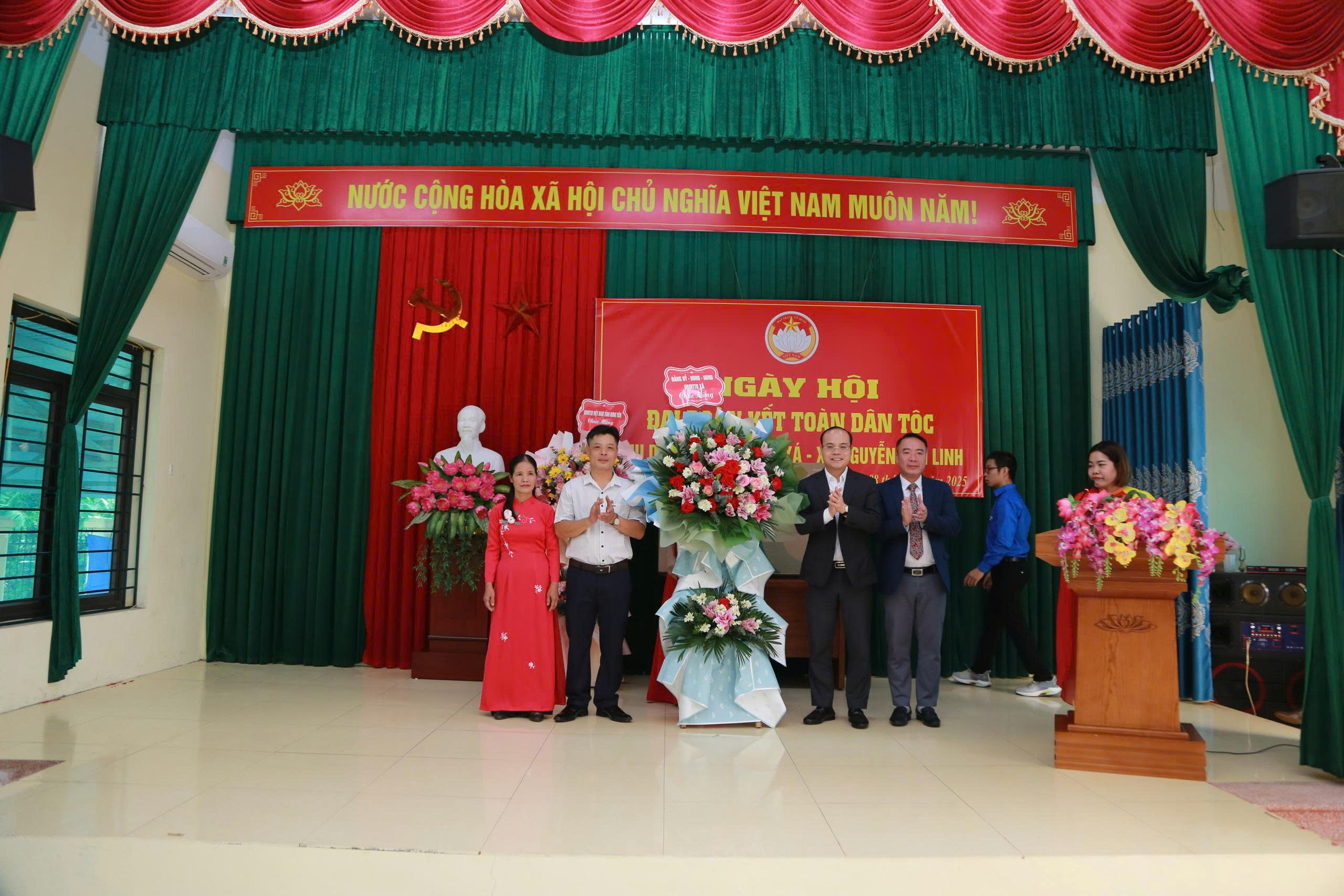 XÃ NGUYỄN VĂN LINH TỔ CHỨC ĐIỂM NGÀY HỘI ĐẠI ĐOÀN KẾT TOÀN DÂN TỘC TẠI KHU DÂN CƯ THÔN LIÊU XÁ