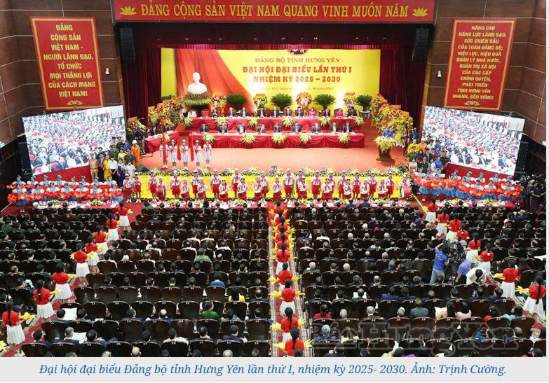 XÃ NGUYỄN VĂN LINH TỰ HÀO CÓ ĐỒNG CHÍ TRẦN QUỐC VIỆT - BÍ THƯ ĐẢNG ỦY, CHỦ TỊCH HĐND XÃ - LÀ ĐẠI BIỂU DỰ ĐẠI HỘI ĐẠI BIỂU TOÀN QUỐC LẦN THỨ XIV CỦA ĐẢNG